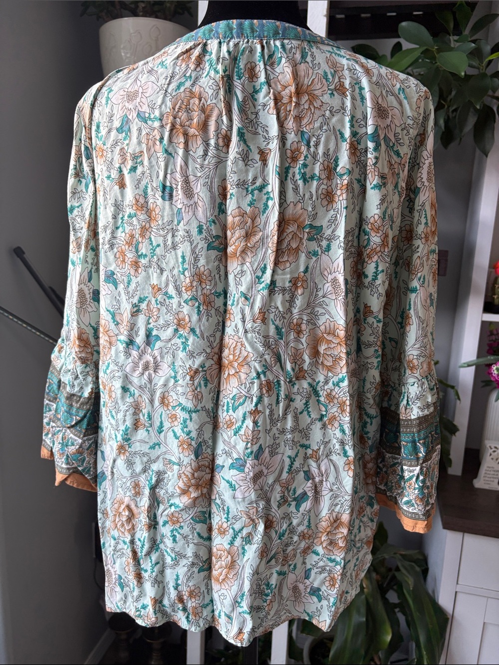 ESQUALO Cream Tunic with Teal and Tan Floral Design - Picture 6 of 6
